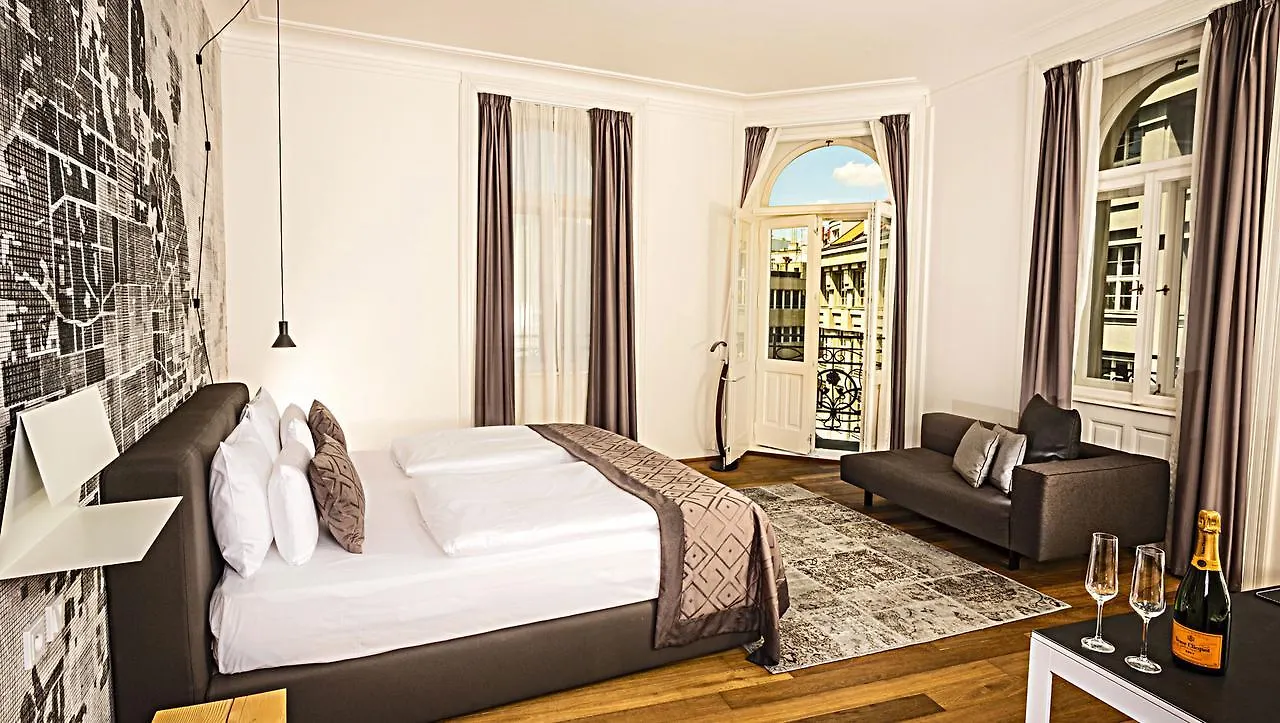 Hotel Golden Crown Prague