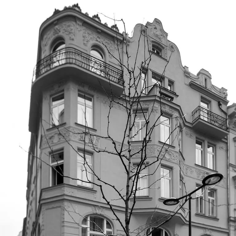 Hotel Golden Crown Prague