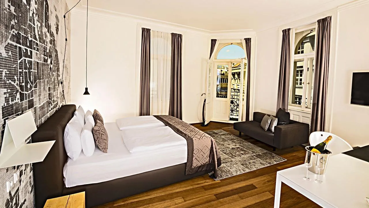 Hotel Golden Crown Prague