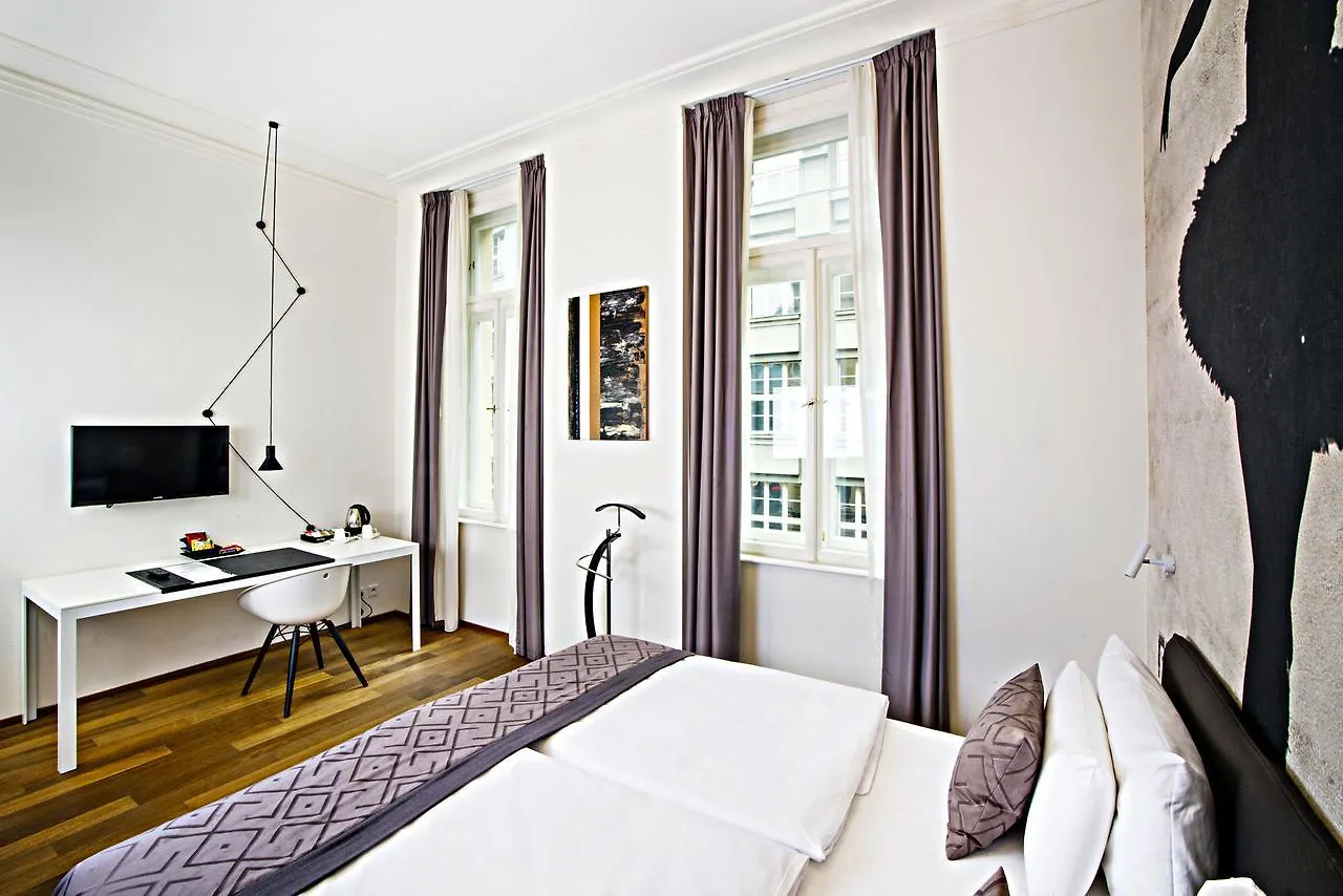 Hotel Golden Crown Prague