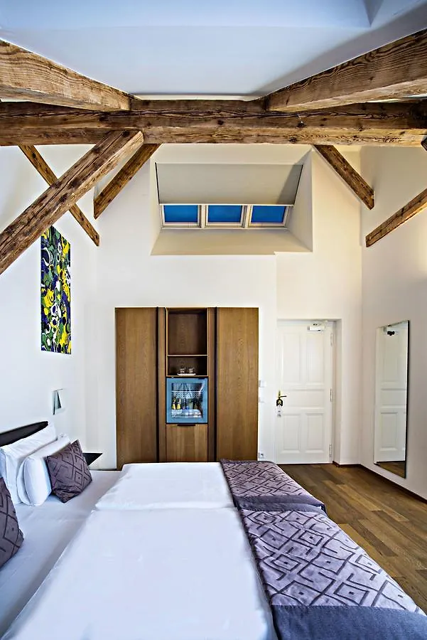 Hotel Golden Crown Prague 4*,  Czech Republic