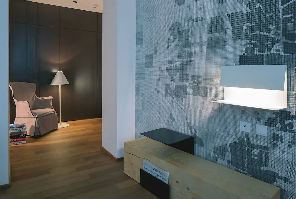 Hotel Golden Crown Prague 4*,