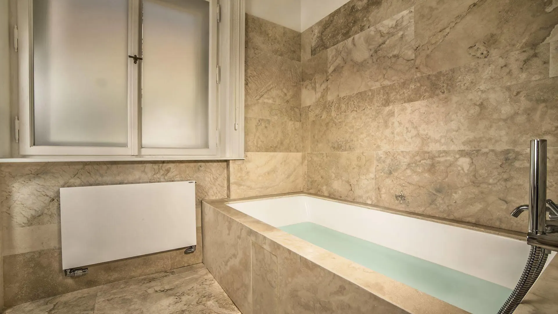 Hotel Golden Crown Prague