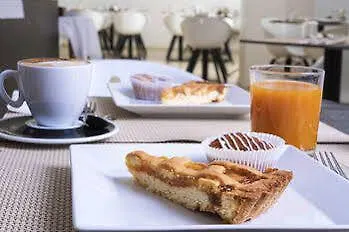פראג Hotel Golden Crown 4*,  צ'כיה